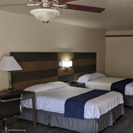 Atrium Inn فورت ستوكتون المظهر الخارجي الصورة